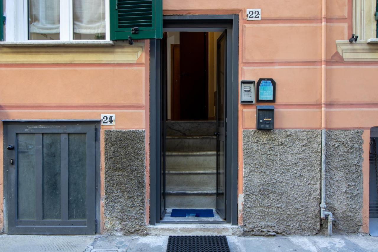 Down Town Blue Apartment La Spezia Buitenkant foto